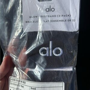 ALO Yoga Black Glow Wristband Set